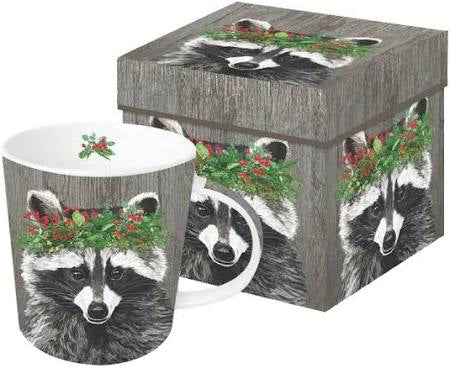 Winter Berry Raccoon Gift-boxed Mug